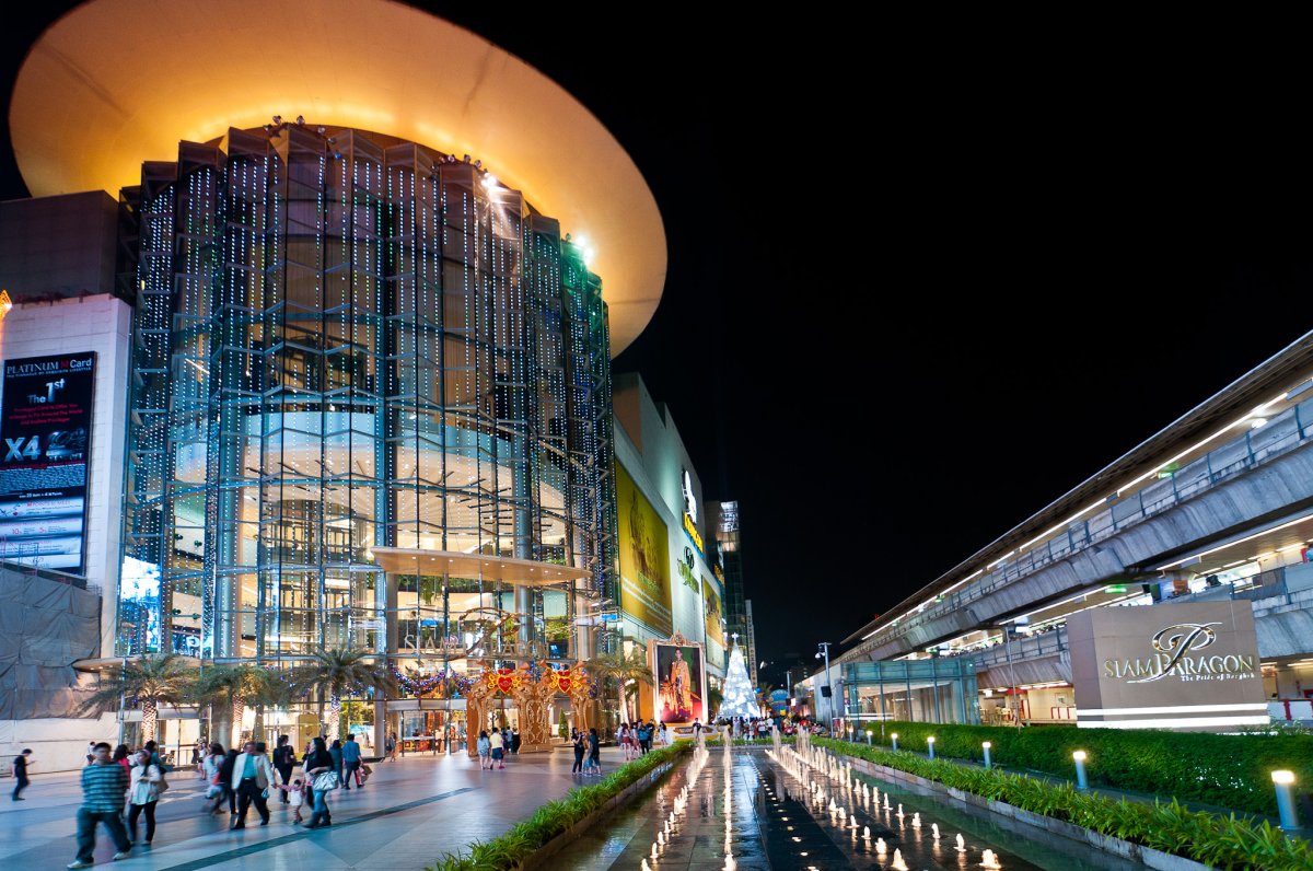 Thailand_Bangkok_SiamParagon_Night.jpg