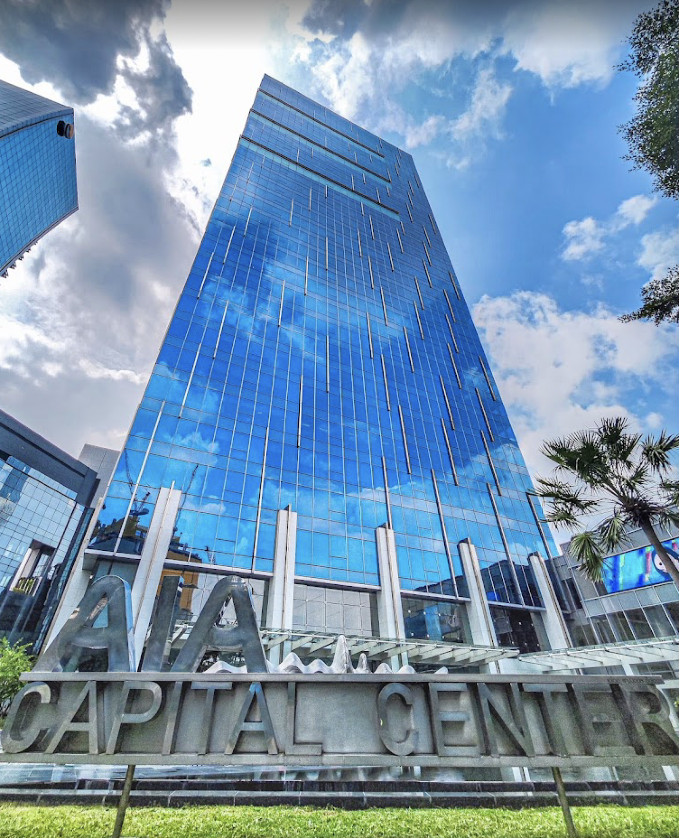 AIA CAPITAL CENTER | เอไอเอ แคปปิตอล เซ็นเตอร์