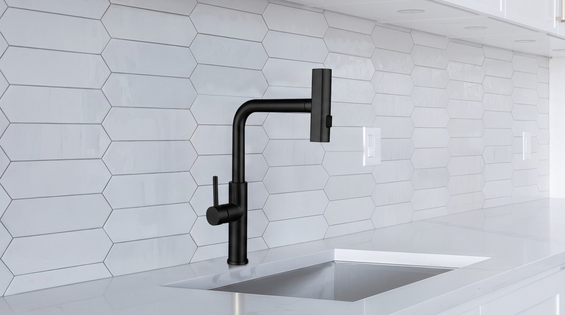 Keran Dapur Tarik Castelli Sanitary yang Mewah dan Bebas Bocor Keran Castelli Luxurious Single Handle Pull Out tipe 1516591 terpasang pada bak cuci piring stainless steel yang bersih dan mengkilap di dapur modern. Tampilan elegan dari Castelli Sanitary.