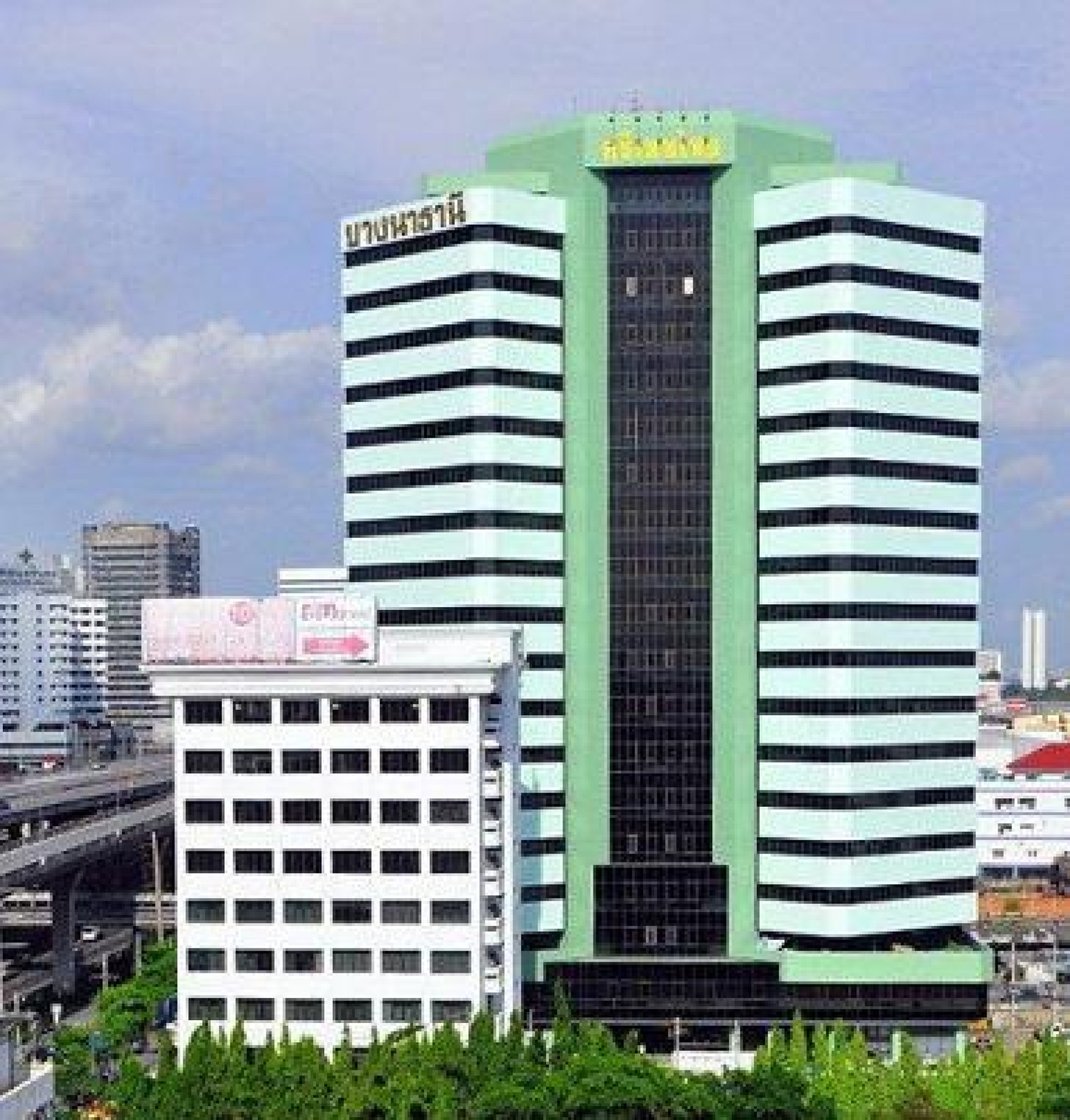 บางนาธานี บางนาธานี
