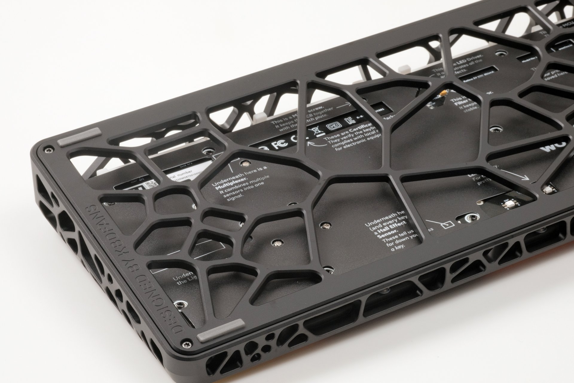 built | Wooting 80HE x Holy80 case