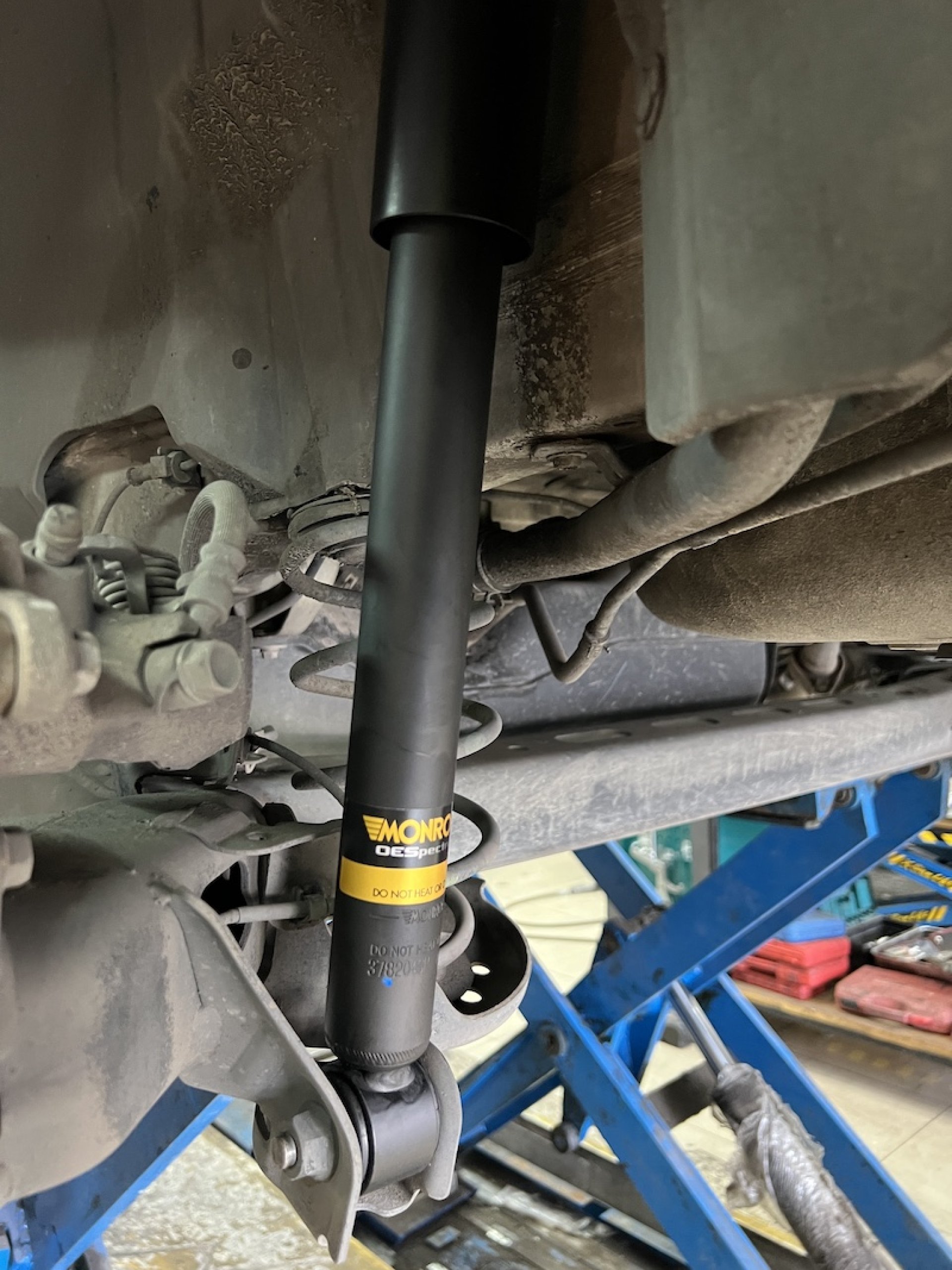 [MONROE]Suzuki Swift 1.2 | โช้ค Monroe OE Spectrum เทคโนโลยี Twin Disc ...