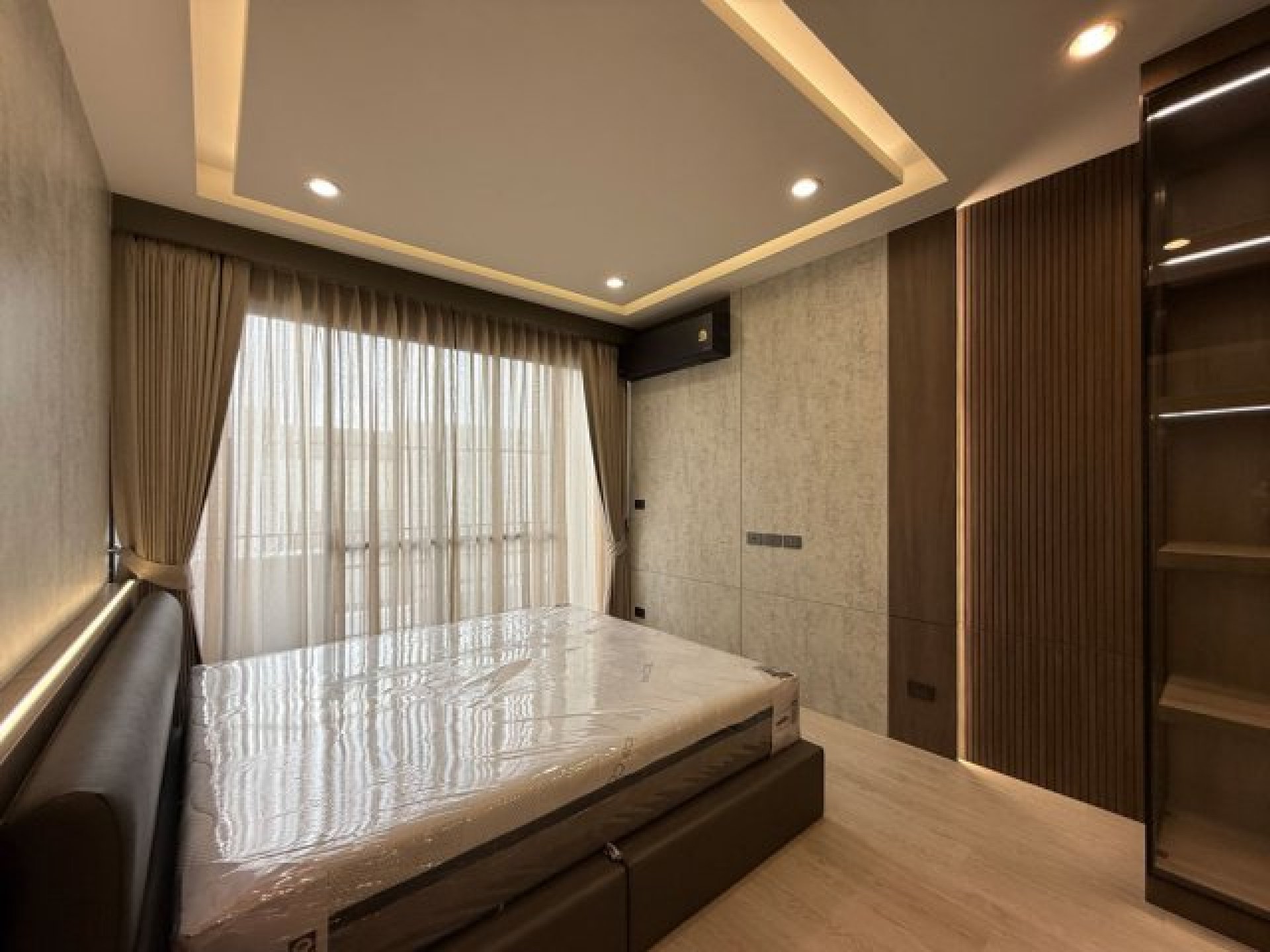 ทำไมควรจ้างบริษัทออกแบบห้องนอน? รวมเหตุผลที่เจ้าของบ้านต้องรู้ ทำไมควรจ้างบริษัทออกแบบห้องนอน? รวมเหตุผลที่เจ้าของบ้านต้องรู้