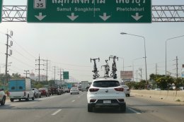 ขับ MG ขนจักรยานไปปั่นโต้ลม ชมทะเลปราณบุรี