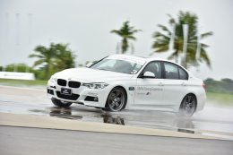 บีเอ็มดับเบิลยู จัดเวิร์กช้อปกิจกรรม “ BMW Driving Experience 2017 ”