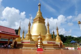 อีซูซุจัดทริปสัมผัสวิถีชีวิตพอเพียงกับ “อีซูซุ วี-ครอส 4x4: ความสุขออกแบบได้” 
