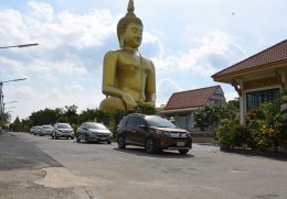 ขับ ฮอนด้า บีอาร์-วี และฮอนด้า ซิตี้ ไหว้พระใหญ่จังหวัดอ่างทอง 