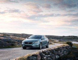 วอลโว่  เตรียมอวดโฉม V40 T4 Facelift ในงานมอเตอร์เอ็กซ์โป 