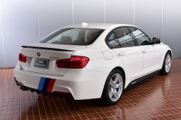 BMW ซีรี่ส์ 7 โฉมใหม่ มาพร้อมเทคโนโลยี iPerformance  และ M Performance