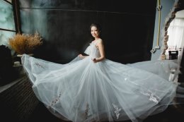 wedding dress