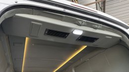 รถตู้ทึบ Wuling porta ปูพื้น บุด้านข้าง ด้วย อะลูมิเนียม ลาย ตีนเป็ด และ แอร์ไฟฟ้า
