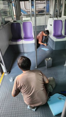 รถบัสขนส่งผู้โดยสารสนามบิน ปูพื้น หุ้มเบาะใหม่