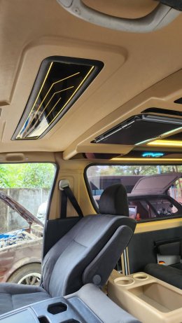 Hiace หน้าสั้น หลังคาVIP แอร์ไมโครบัสท้าย