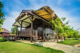 พักผ่อนในวิถีชนบทที่ บ้านท้องนา @ โครงการเกษตรอินทรีย์ สนามบินสุโขทัย