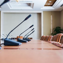 ห้องประชุมต้องมีอุปกรณ์อะไรบ้าง