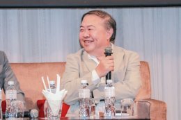 อดิศักดิ์ ลิมปุร่งพัฒนกิจ และ เดียว วรตั้งตระกูล ตัวแทนสมาคมร่วม Focus Group “โอกาสและทางรอดของอุตสาหกรรมโทรทัศน์ในระบบนิเวศน์สื่อที่เปลี่ยนแปลงไป”