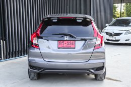 HONDA JAZZ 1.5 S CVT I-VTEC AB ABS  ปี 2021 ราคา 579,000 บาท