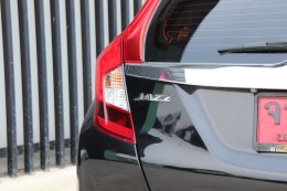 HONDA JAZZ 1.5 V PLUS CVT I-VTEC ( AB/ABS ) ปี 2014 ราคา 529,000