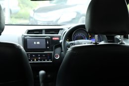 HONDA JAZZ 1.5 V PLUS CVT I-VTEC ( AB/ABS ) ปี 2014 ราคา 529,000
