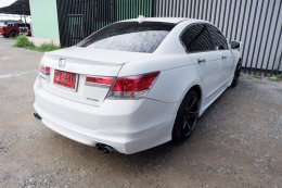 HONDA ACCORD 2.0 EL I-VTEC AB/ABS ปี2013 ราคา519,000 บาท