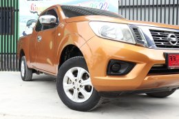 NSSAN NAVARA KINGCAB NP300 2.5 E ( CAMERA ) AB ปี 2016 ราคา 379,000 บาท