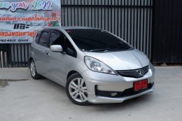 HONDA JAZZ 1.5 JP ปี 2012 ราคา 429,000 บาท
