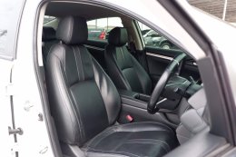 HONDA CIVIC FC 1.8 TURBO CVT I-VTEC AB ABS ปี 2017 ราคา 879,000 บาท