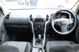 ISUZU D-MAX SPACECAB HI-LANDER 1.9  DDI L AB ปี  2016 ราคา 569,000 บาท