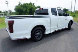 ISUZU D-MAX SPACECAB X-SERIES 1.9 Z DDI 2019 มือสอง