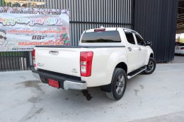 ISUZU D-MAX CAB 4 HI-LANDER 1.9 DDI Z PRESTIGE AT AB ABS ปี 2017 ราคา 729,000 บาท