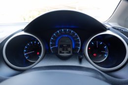 HONDA JAZZ 1.3 HYPRID CVT  ( AB/ABS ) ปี 2013 ราคา 399,000 บาท