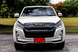 ISUZU D-MAX CAB4 1.9 HI-LANDER STEALTH Z-PRESTIGE MT ปี2019 ราคา749,000บาท