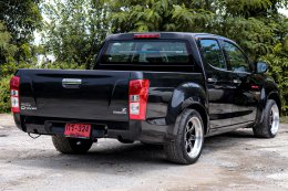ISUZU D-MAX CAB4 2.5 HI-LANDER Z MT VGS ปี2014 ราคา529,000บาท