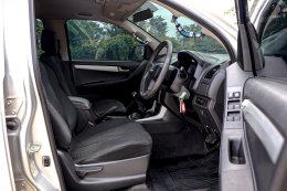 ISUZU D-MAX CAB4 (NEW) 1.9 HI-LANDER L MT ปี2017ราคา559,000บาท