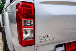 ISUZU D-MAX CAB4 (NEW) 1.9 HI-LANDER L MT ปี2017ราคา559,000บาท