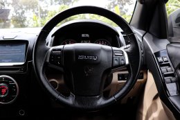ISUZU D-MAX CAB 4 HILANDER 1.9 Z-PRESTIGE DDI ปี2019 ราคา759,000บาท
