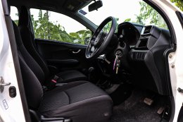 HONDA BRIO 1.2 V CVT HATCH ปี2019 ราคา 429,000 บาท