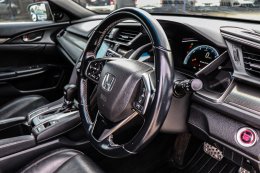 HONDA CIVIC FK 1.5 TURBO CVT HATCH ปี2017 ราคา 969,000 บาท