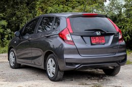 HONDA JAZZ1.5 S I-VTEC CVT HATCH ปี2020 ราคา569,000บาท