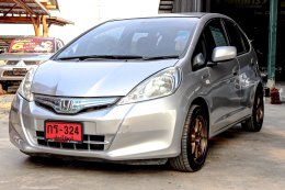 HONDA JAZZ 1.3 HYBRID CVT ปี2013 ราคา359,000บาท