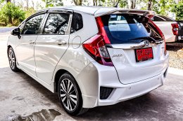 HONDA JAZZ 1.5 SV I- VTEC AT HATCH ปี2014 ราคา505,000บาท