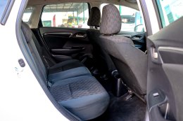 HONDA JAZZ 1.5 V+ I-VTEC AB/ABS ปี 2014 ราคา 499,000 บาท