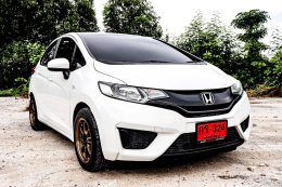 HONDA JAZZ 1.5 V I-VTEC CVT HATCH ปี2014 ราคา 499,000 บาท