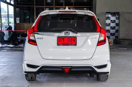 HONDA JAZZ 1.5 V I-VTEC CVT HATCH ปี2019 ราคา579,000บาท