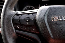 ISUZU D-MAX CAB4(NEW) 1.9 L AT(DA) ปี2022 ราคา 819,000 บาท