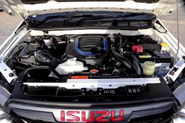 ISUZU D-MAX CAB4(NEW)1.9 X-SERIES L MT ปี2021 ราคา779,000บาท