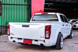 ISUZU D-MAX CAB4 (NEW) 1.9 S MT ปี2020 ราคา639,000บาท