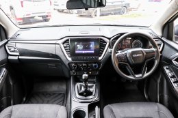 ISUZU D-MAX CAB 4 1.9 MT ปี2021 ราคา759,000บาท
