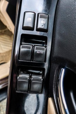 ISUZU MU-X 3.0 4WD AT (NAVI) ปี2017ราคา 899,000บาท