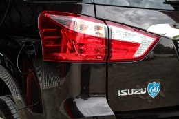 ISUZU MU-X 3.0 4WD AT (NAVI) ปี2017ราคา 899,000บาท